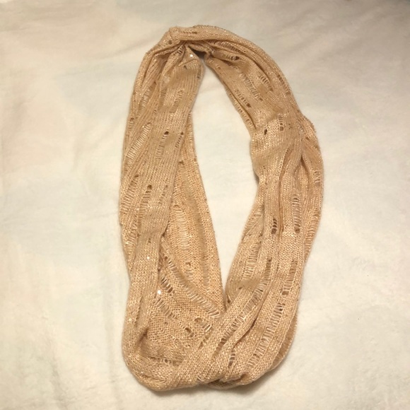 Infinity scarf - Picture 2 of 2